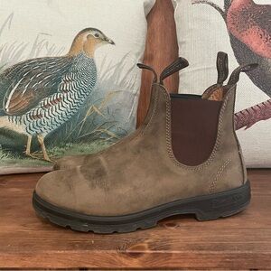 Blundstone Brown Chelsea Boots